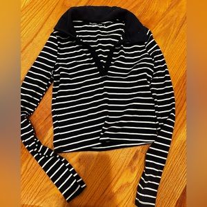 Abercrombie and Fitch long sleeve crop top